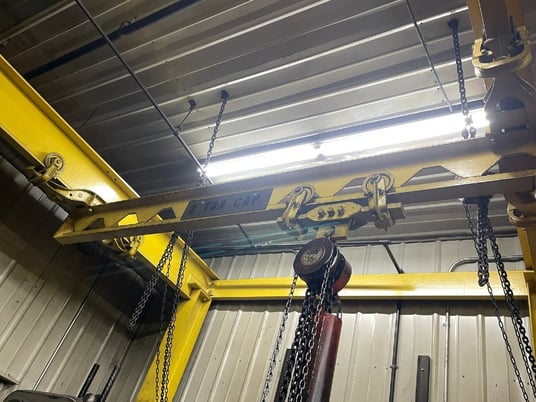 2 Ton, Freestanding Bridge Crane - 18' L x 10' width x 11' T (Already Taken Down) - Image 5