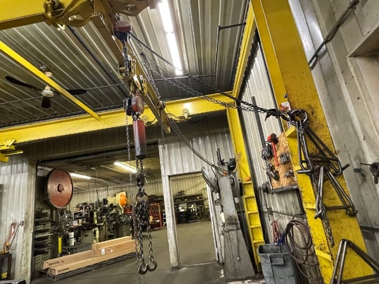 2 Ton, Freestanding Bridge Crane - 18' L x 10' width x 11' T (Already Taken Down) - Image 6