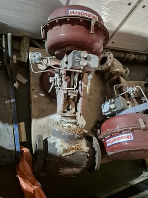 6" Masoneilan #88-21124, class 150 globe control valve & actuator - Image 1
