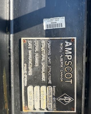 D320-305-100 Ampscot #320-305-100, conventional pump jack, 1999 - Image 4