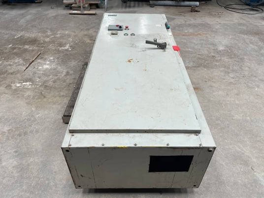 Square D, 46 Screw Compressor Motor Starter, 200 HP, 460 Volts, 60 Hz - Image 3
