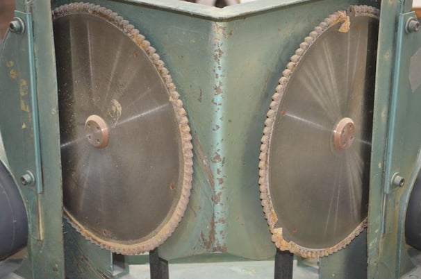 14" Pistorius #MN-300, Semi-Automatic Double Miter Saw, 4" x 2-5/8" max. cutting, 6" x 29" x 36" table, 5/8" - Image 5