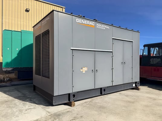 750 KW Generac #SG750, Natural gas generator, 277/480 Volts, 75 hours, 2018 - Image 2