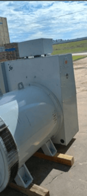 1000 KW, Marathon, synchronous generator end - Image 4