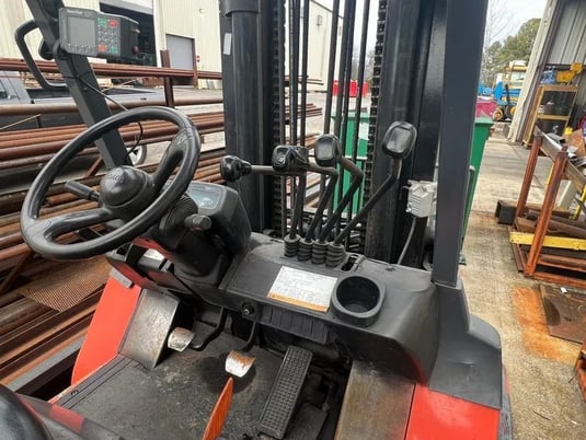 15500 lb. Toyota #7FGCU70, forklift, 2005 - Image 4