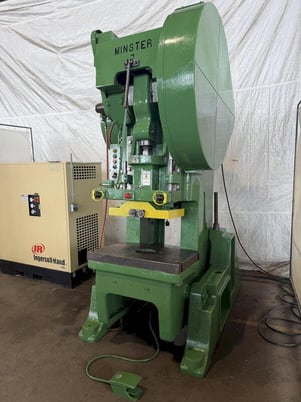 75 Ton, Minster #7, Back Gauge OBI press, 6" stroke, 12" Shut Height, 4" adj., 40 SPM, 36" x24"bed - Image 2
