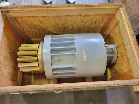 O & K #3692990, swing transmission, refurbished/rebuilt - Image 1