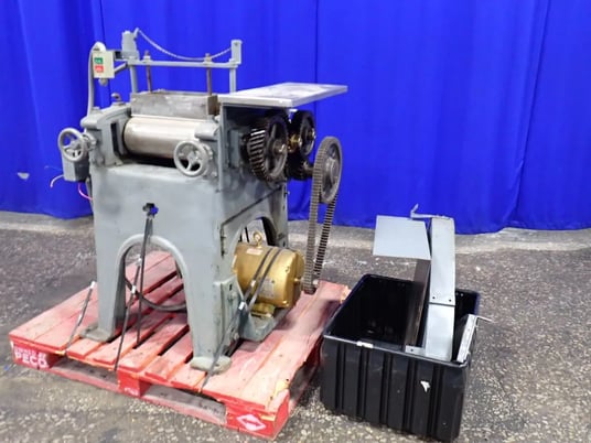 Roller mill - Image 1