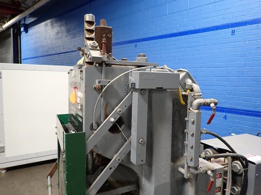 Newbury #V4-30ARS, vertical injection molder, with electrical cabinet, 12" x 13-1/2" platen, 1996 - Image 9