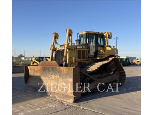 Caterpillar D7R, Crawler Dozer, 16900 hours, S/N: ABJ01703, 2009 - Image 1