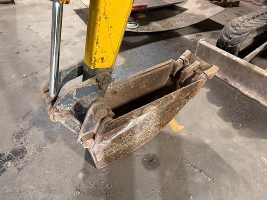 Komatsu #PC28UU, Excavator - Image 6