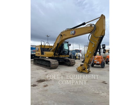 Caterpillar 320GC-079, Crawler Excavator, 1351 hours, S/N: LKS30510, 2023 - Image 2