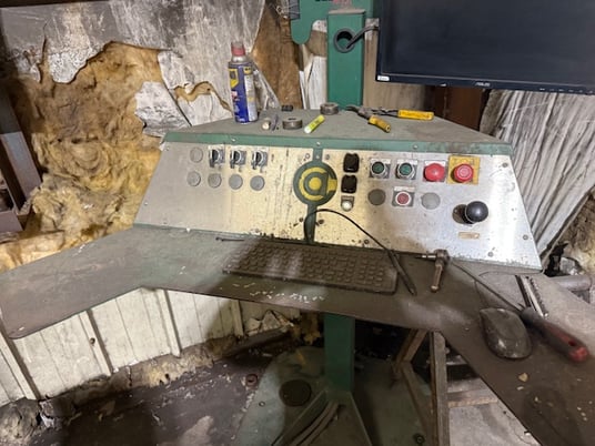 Whitney/Controlled Automation, Angle Line, 6" x 6" x 3/8", 50' infeed, 1990 - Image 3