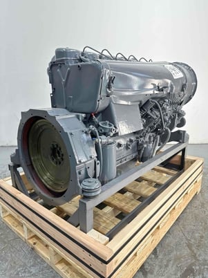 118 HP Deutz #BF6L913, complete, new surplus, never used - Image 2