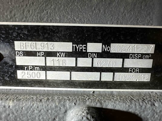 118 HP Deutz #BF6L913, complete, new surplus, never used - Image 3