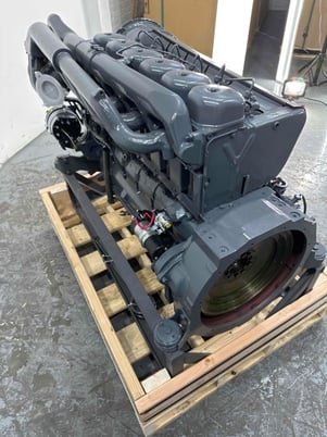 118 HP Deutz #BF6L913, complete, new surplus, never used - Image 6