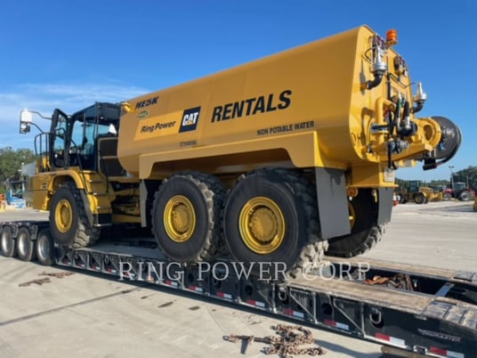 Caterpillar 725WW, Water Truck, 2941 hours, S/N: 3T900916, 2023 - Image 3