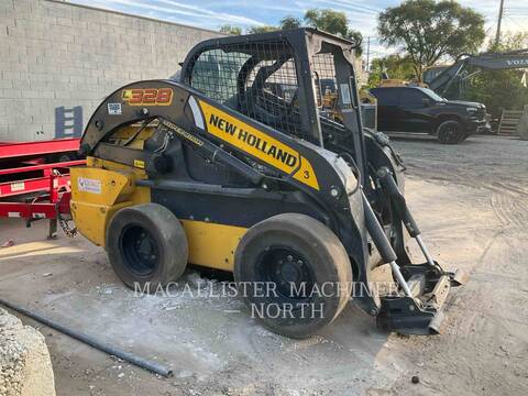 New Holland Ltd. L328, Skid Steer Loader, 4450 hours, S/N: NLM483504, 2020 - Image 2