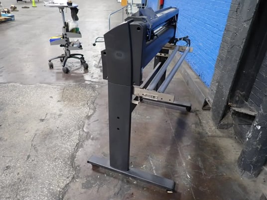 Graphtec Corporation #FC8000-75, Cutting Plotter, 43.5" capacity, 100-240 V - Image 8