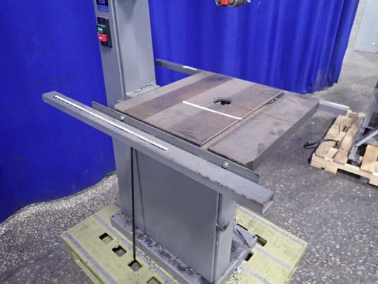 18" Jet #VBS-18MW, Vertical Band Saw, No Blade, 19" x 19" Table, 1.5 HP, 1720 RPM, 115/230 V - Image 7