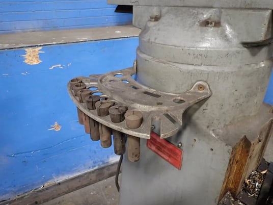 Bridgeport #Series-I, Vertical Mill, 9" x 42" Table, 2 HP, 1385/1710 RPM, 220-460 V - Image 7