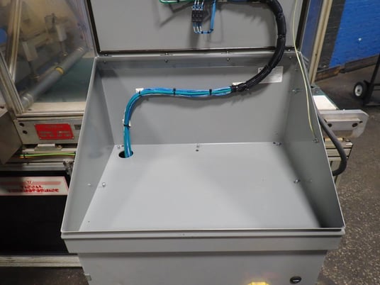 Visual Thermoforming #VT-2400, Die Cutter, 440 V - Image 10