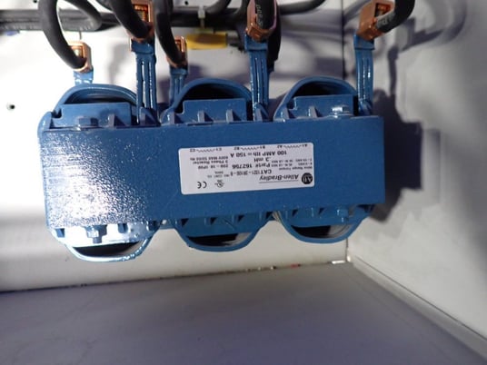 75 HP Allen-Bradley #2 3c-d105a10dnnbannl, AC Drive w/Fused Disconnect, 460 V Input, 0-460 V Output, 2006 - Image 8