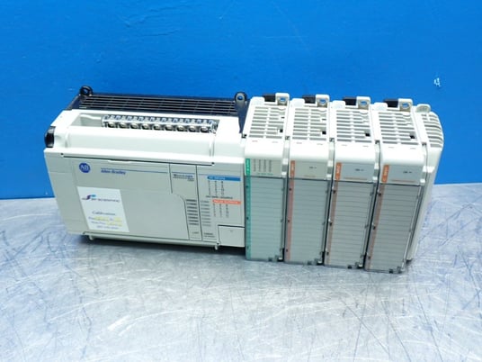 Allen-Bradley #1764-24BWA, Micrologix 1500 PLC Controller Module - Image 2