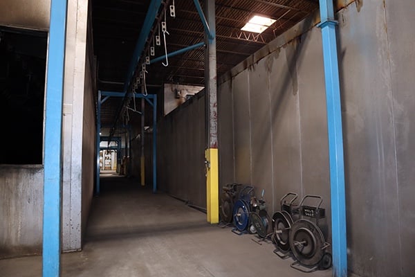 large 3 stage stainless steel powder coating syste, 6' W X 7' 6' H Can Be Made A 6 Stage Wash - Image 6