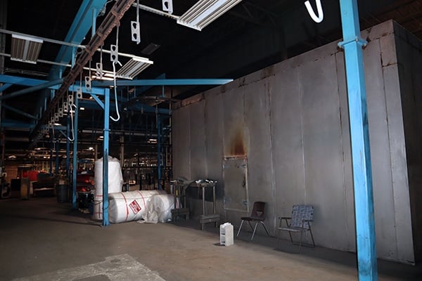 large 3 stage stainless steel powder coating syste, 6' W X 7' 6' H Can Be Made A 6 Stage Wash - Image 10