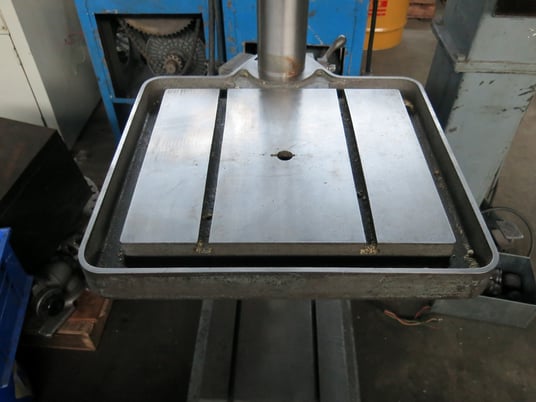 20" Clausing #2276, variable speed drill press - Image 3