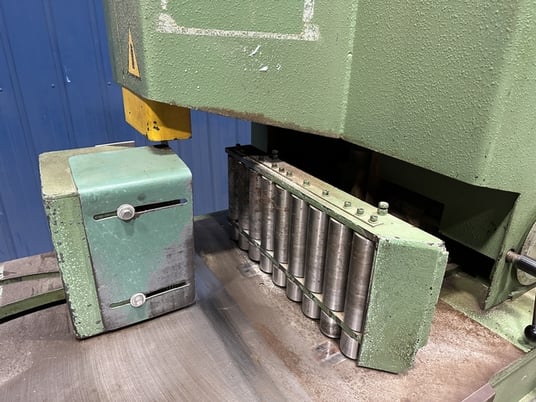 Stenner #ST-9, Vertical Band Resaw, 4" width, 20 HP, 17' 8" blade, 25-100 FPM, 240 V., 3ph, ' - Image 5