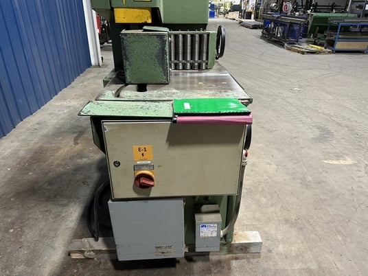 Stenner #ST-9, Vertical Band Resaw, 4" width, 20 HP, 17' 8" blade, 25-100 FPM, 240 V., 3ph, ' - Image 8