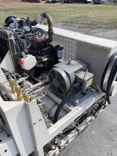 6000 psi, Bauer #DDTR260-E3/D, (K18.1 pump) 20 cu.ft., 20 HP, 23 HP Diesel & 20 HP Electric Power, 2004 - Image 8