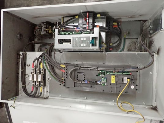 75 HP ABB, ACH550-BD-097A-4, VFD, 480 Volts, 96A, enclosed, 2007 (3 available) - Image 6