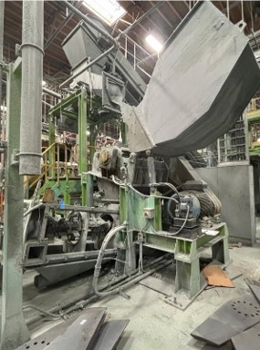 32" x 48" Sorema Previero #MU812H, wet granulator, 150 KW, 6 fly knives, 2 bed knives, 2011 - Image 2