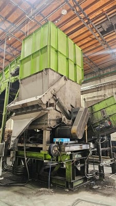 Cumberland / Zerma #ZXS2000, 78" single shaft shredder, 220 HP, 78.8" x 99.06" opening, 2011 - Image 3