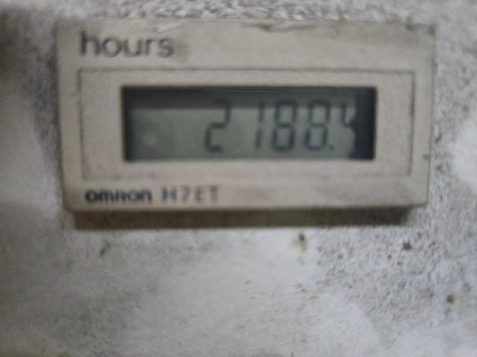 Downdraft Paint Booth, Garmat, prep station & mixing room, less than 2200 hours - Image 4