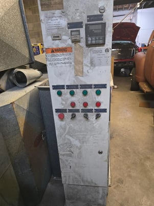 Downdraft Paint Booth, Garmat, prep station & mixing room, less than 2200 hours - Image 5