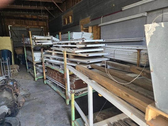 Downdraft Paint Booth, Garmat, prep station & mixing room, less than 2200 hours - Image 8