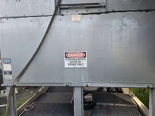 165 Ton, Evapco #AT19-88, cooling tower, 7.5 HP Baldor motor, Fr.213T - Image 3