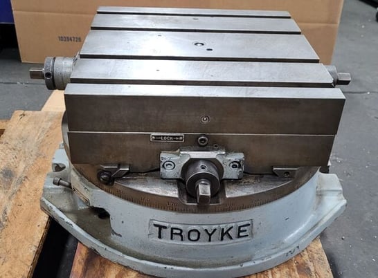 12" x 12" Troyke #DMT-15, cross slide rotary table, lot #3555-2 - Image 7