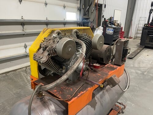 Belt-Driven Air Compressor, 10 HP - Image 7