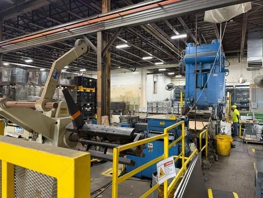 15000 lb. CWP #5R-36, servo feedline, 36" x.125"W, 72" OD, 19.5"-24.5"ID, holddown arm, (17) 24" x .093" - Image 9