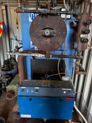 Unilux #2F-100-HS, Flexible Water Tube Steam Boiler, 28 HP 150 PSI, 165 sq.ft., 1650 PPH, in 20-Foot - Image 1