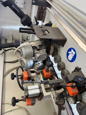 Polymac #LATO-38, Edgebander, Quick heat glue system, 220 V., 3ph, 2006 - Image 4