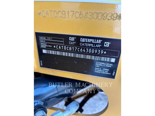 Caterpillar CB1.7, Twin Drum Roller, 13 hours, S/N: 64300939, 2023 - Image 6