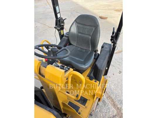 Caterpillar CB1.7, Twin Drum Roller, 13 hours, S/N: 64300939, 2023 - Image 8