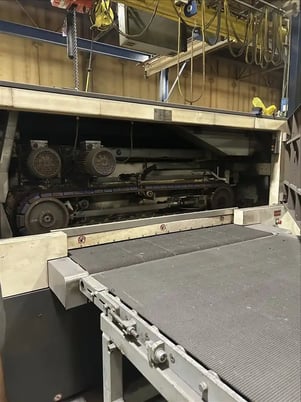 Lissmac #SBM-XL1500, deburrer, 2"-60" working width, 0.02"-4.7" material thickness, 66.5 HP, 13 FPM, 2019 - Image 3