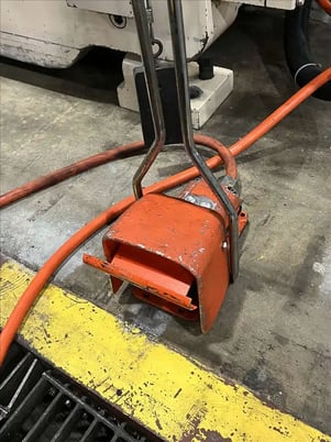 175 Ton, Cincinnati #175MX-8, CNC hydraulic press brake, 10' overall, 102-3/4" between housing, 10" stroke - Image 7